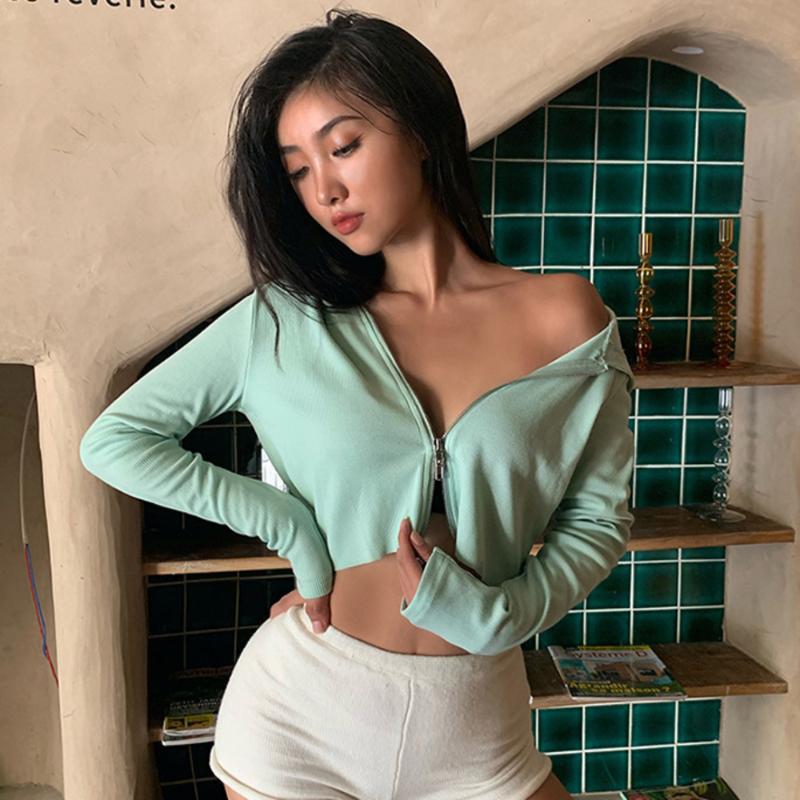 Sexy Women Yoga Top Shirts Zipper Long Sleeve T Shirt Female Breathable Sport Wear Tops Gym Running Out Wear Sport Shirt 2020, Red
Sexy Women Yoga Top Shirts Zipper Long Sleeve T Shirt Female Breathable Sport Wear Tops Gym Running Out Wear Sport Shirt 2020, Red
