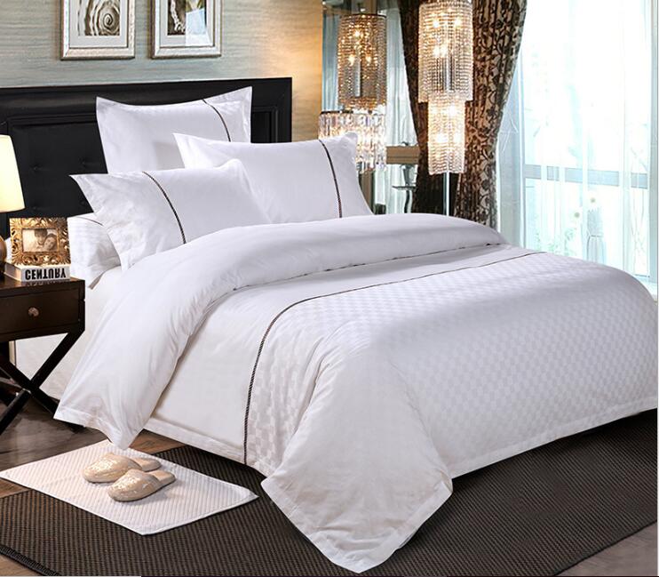 3pcs 4pcs Dobby Embroidery Hotel Bedding Set Duvet Cover Flat Sheet Pillowcases Without Filler, White
3pcs 4pcs Dobby Embroidery Hotel Bedding Set Duvet Cover Flat Sheet Pillowcases Without Filler, White