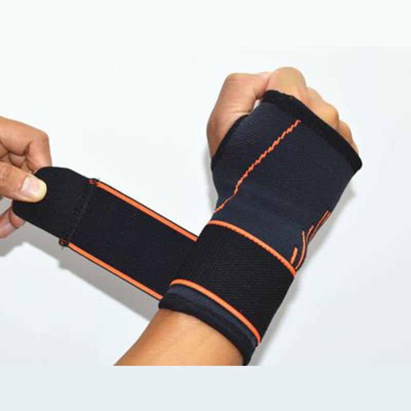 Wristband Sports Safety Adjustable Wrist Support Gym Carpal Tunnel Badminton Tennis Wrist Band Wraps Bandage Bracers, As pic
Wristband Sports Safety Adjustable Wrist Support Gym Carpal Tunnel Badminton Tennis Wrist Band Wraps Bandage Bracers, As pic
