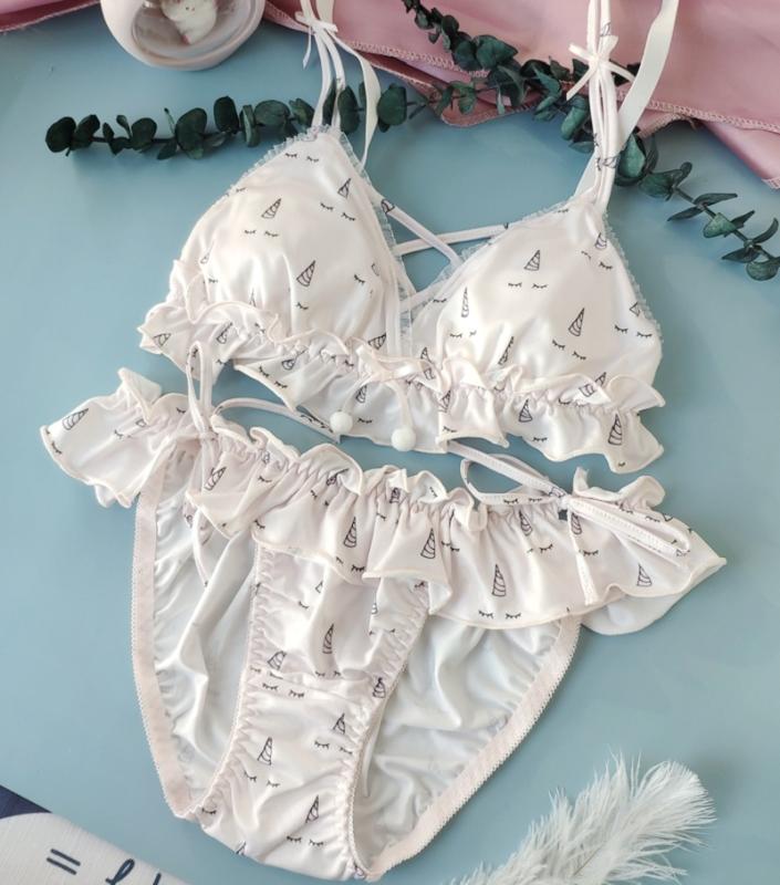 Wriufred Cute soft bra set triangle cup without steel ring milk silk underwear lolita tether comfortable push up lingerie, Ivory
Wriufred Cute soft bra set triangle cup without steel ring milk silk underwear lolita tether comfortable push up lingerie, Ivory