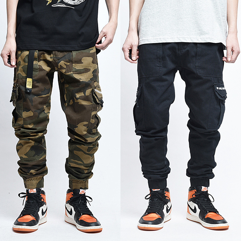 Fashion Streetwear Men Jeans Big Pockets Loose Casual Cargo Pants Men Camouflage Trousers Hip Hop Joggers Pants Hombre, Black
Fashion Streetwear Men Jeans Big Pockets Loose Casual Cargo Pants Men Camouflage Trousers Hip Hop Joggers Pants Hombre, Black