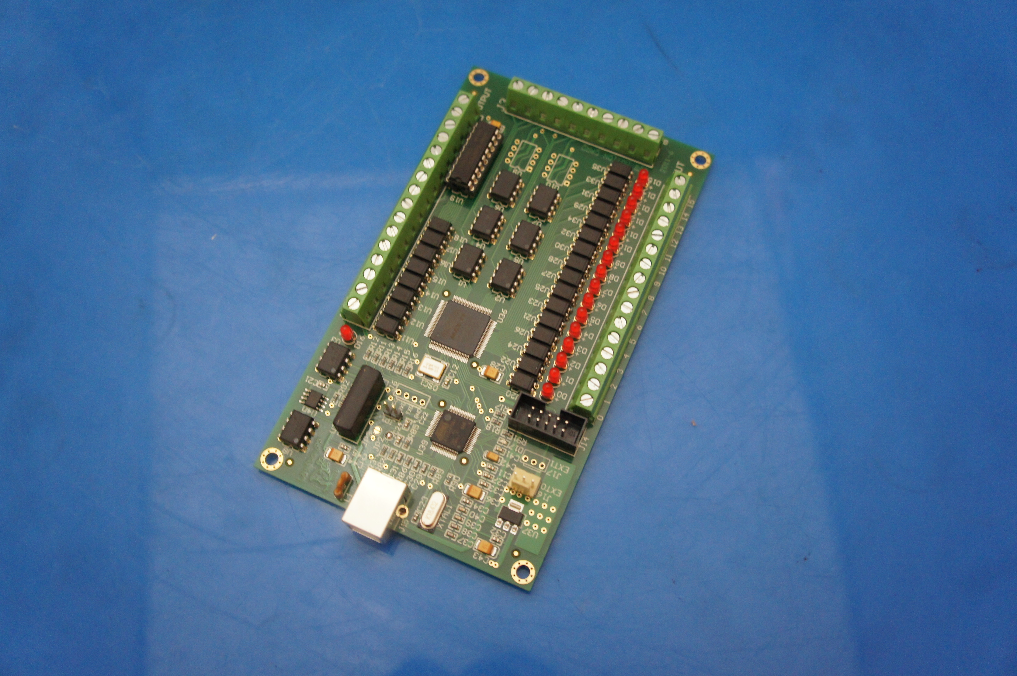 (AKZ250) 3 axis Mach3 USB Motion Board Controller CNC motion card Breakout Board