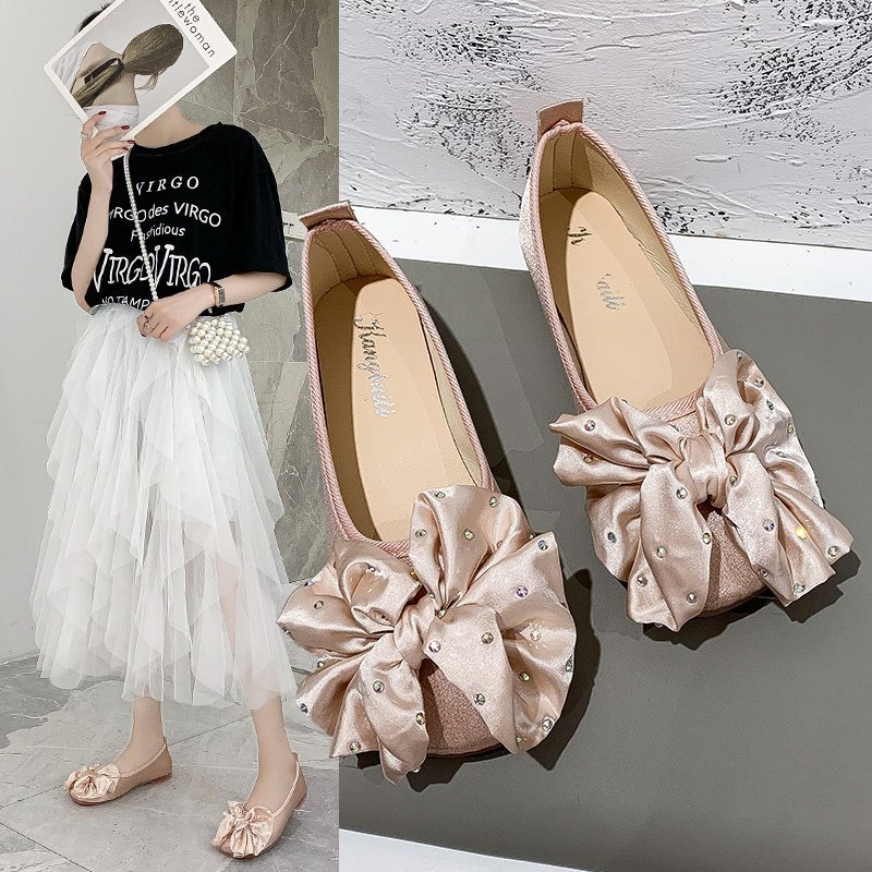 Net Red Crystal Bow Soft Sole Shoes Women 2020 Korean Style Fairy Wind Shallow Mouth Comfortable Flat round Head Beans, Black
Net Red Crystal Bow Soft Sole Shoes Women 2020 Korean Style Fairy Wind Shallow Mouth Comfortable Flat round Head Beans, Black