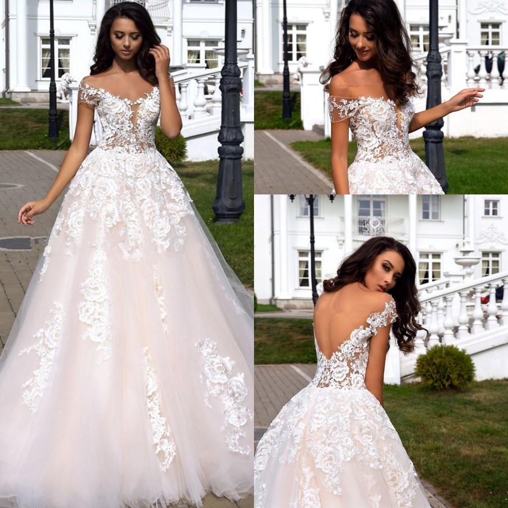 New A Line Princess Plus Size Dresses Off Shoulder V Neck Tulle Backless Lace Appliques Boho Wedding Bridal Gown Vestido De Noiva