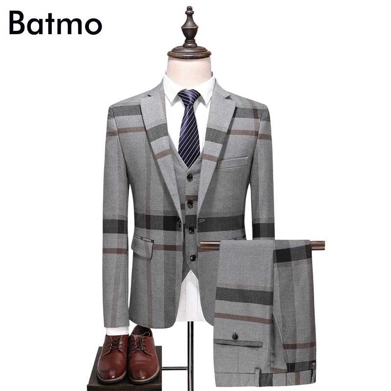 Batmo 2020 new arrival high quality plaid Single Breasted navy blue casual suits men,men's wedding dress,plus-size -7xl 6102
Batmo 2020 new arrival high quality plaid Single Breasted navy blue casual suits men,men's wedding dress,plus-size -7xl 6102