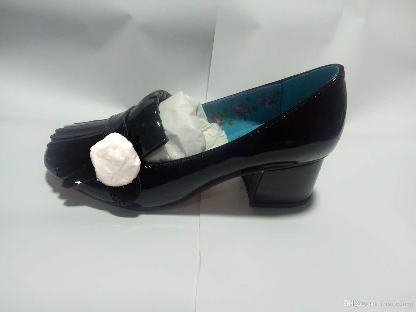 Classic Mid heeled boat shoes Designer leather Occupation high heels Shoes Round head Metal Button woman Dress shoes Large size us11 34-42, Red + blue 
Classic Mid heeled boat shoes Designer leather Occupation high heels Shoes Round head Metal Button woman Dress shoes Large size us11 34-42, Red + blue