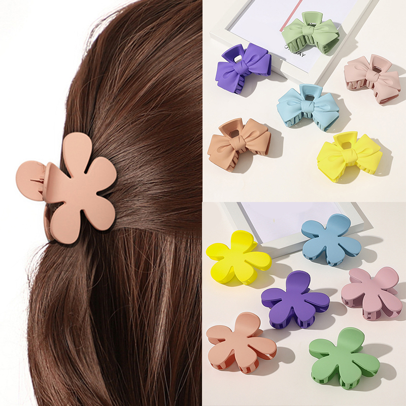 2020 Korean Solid Color Bows Claw Clips Women Hair Crab for Girls Frosted Acrylic Barrettes Hair Pins Claws Hair accessories
2020 Korean Solid Color Bows Claw Clips Women Hair Crab for Girls Frosted Acrylic Barrettes Hair Pins Claws Hair accessories
