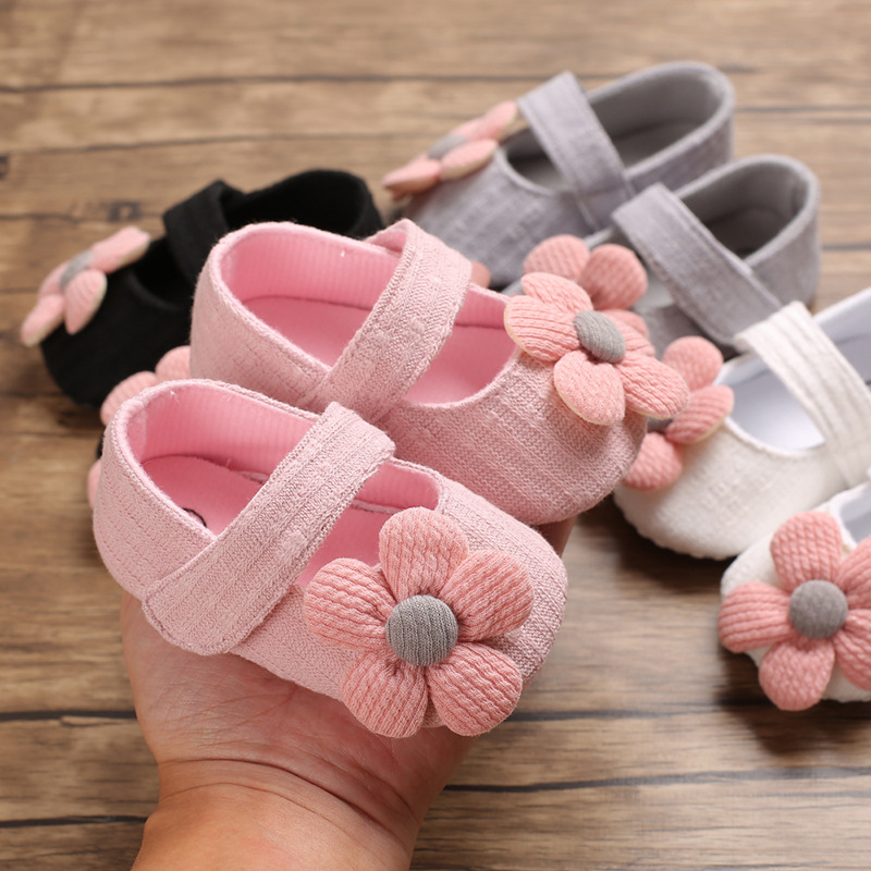 Baby Girl Shoes Princess shoes baby soft bottom -1 years old toddler, Pink
Baby Girl Shoes Princess shoes baby soft bottom -1 years old toddler, Pink