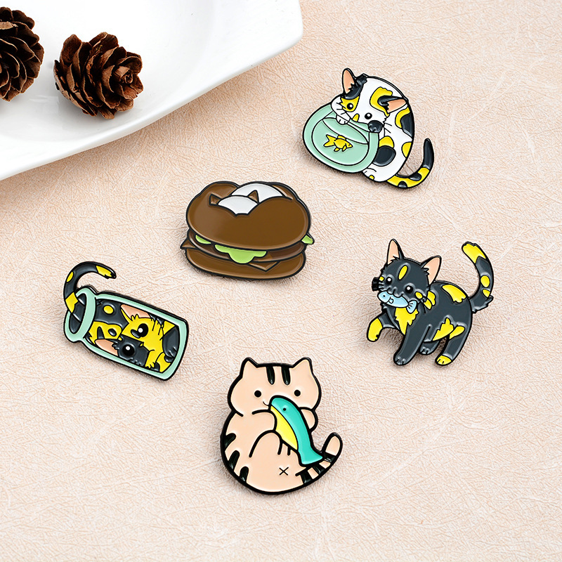 Cute animal cartoon cat Small Funny Enamel Brooches Pins For Women Girl Men Christmas Gift Demin Shirt Decor Brooch Pin Metal Kawaii Badge, Gray
Cute animal cartoon cat Small Funny Enamel Brooches Pins For Women Girl Men Christmas Gift Demin Shirt Decor Brooch Pin Metal Kawaii Badge, Gray