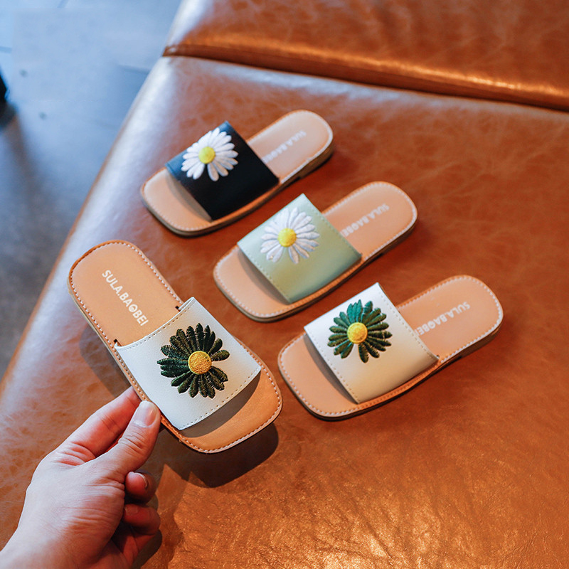 Summer Casual Kids Slippers For Girls korean Style Floral Children Slippers Fashion Toddler Baby Girl Shoes Footwear, White
Summer Casual Kids Slippers For Girls korean Style Floral Children Slippers Fashion Toddler Baby Girl Shoes Footwear, White