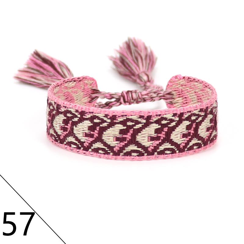 Knitting Europe and the United States cross-border jewelry high-end old personality horse eye water thick chain wheat bracelet
Knitting Europe and the United States cross-border jewelry high-end old personality horse eye water thick chain wheat bracelet