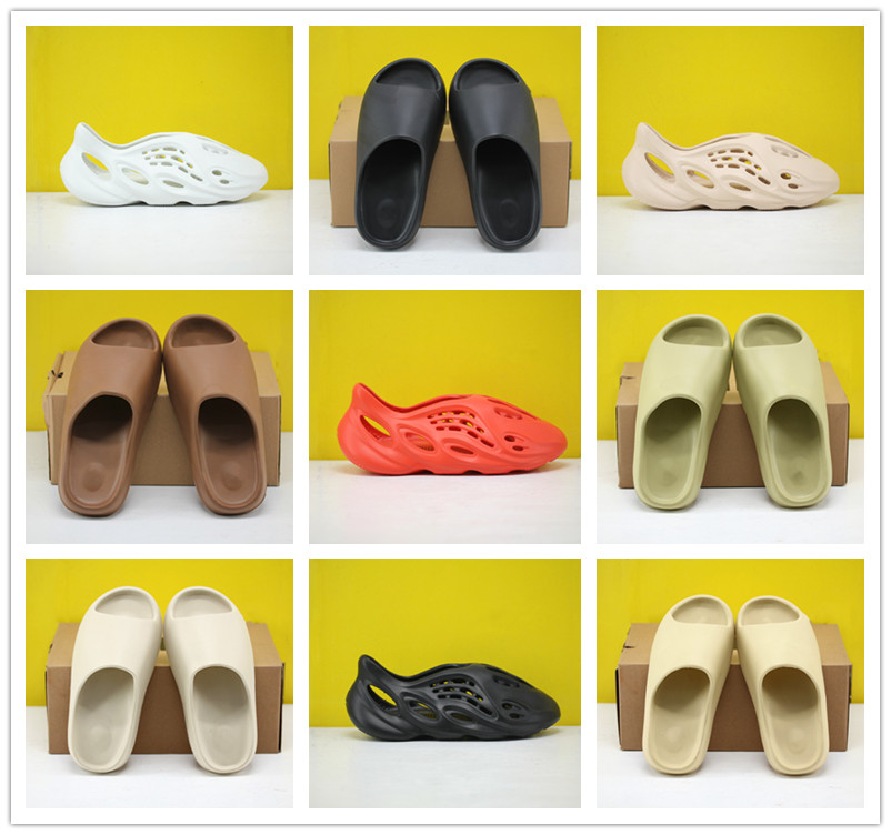 2020 Latest kanye West Slipper Men Women Bone Earth Brown Desert Sand Slide Resin stylist shoes Sandals triple black Foam Runner Size 36-45
2020 Latest kanye West Slipper Men Women Bone Earth Brown Desert Sand Slide Resin stylist shoes Sandals triple black Foam Runner Size 36-45