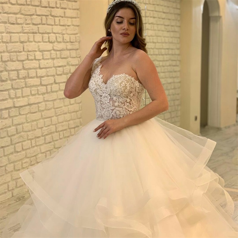 tiered tulle chapel aline wedding dresses sequins appliqued lace oneshoulder bridal gown sleeveless custom made long bridal gown