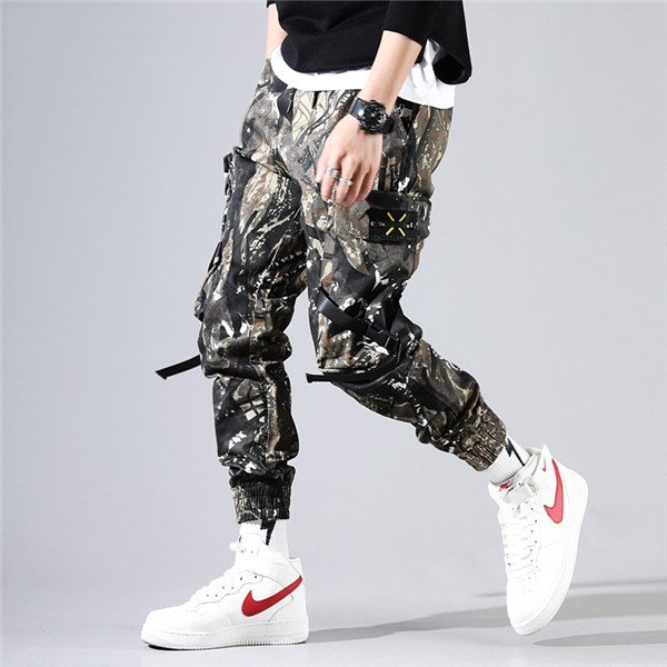 Mens Designer Camouflage Cargo Pants Casual Mid Waist Street Style Long Pants Elastic Waist Pants with Pockets, Black
Mens Designer Camouflage Cargo Pants Casual Mid Waist Street Style Long Pants Elastic Waist Pants with Pockets, Black