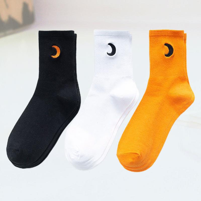 3 Pairs Middle Tube Sports Socks Soft Cotton Socks for Women, Black white orange
3 Pairs Middle Tube Sports Socks Soft Cotton Socks for Women, Black white orange