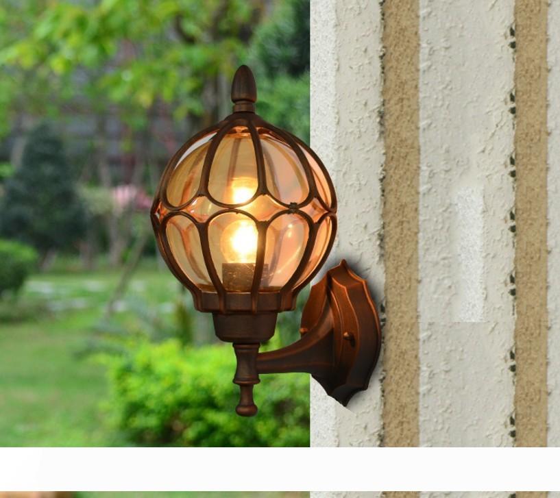 Outdoor waterproof wall lamp balcony energy saving LED garden lights European retro aisle rain wall lamp 
Outdoor waterproof wall lamp balcony energy saving LED garden lights European retro aisle rain wall lamp