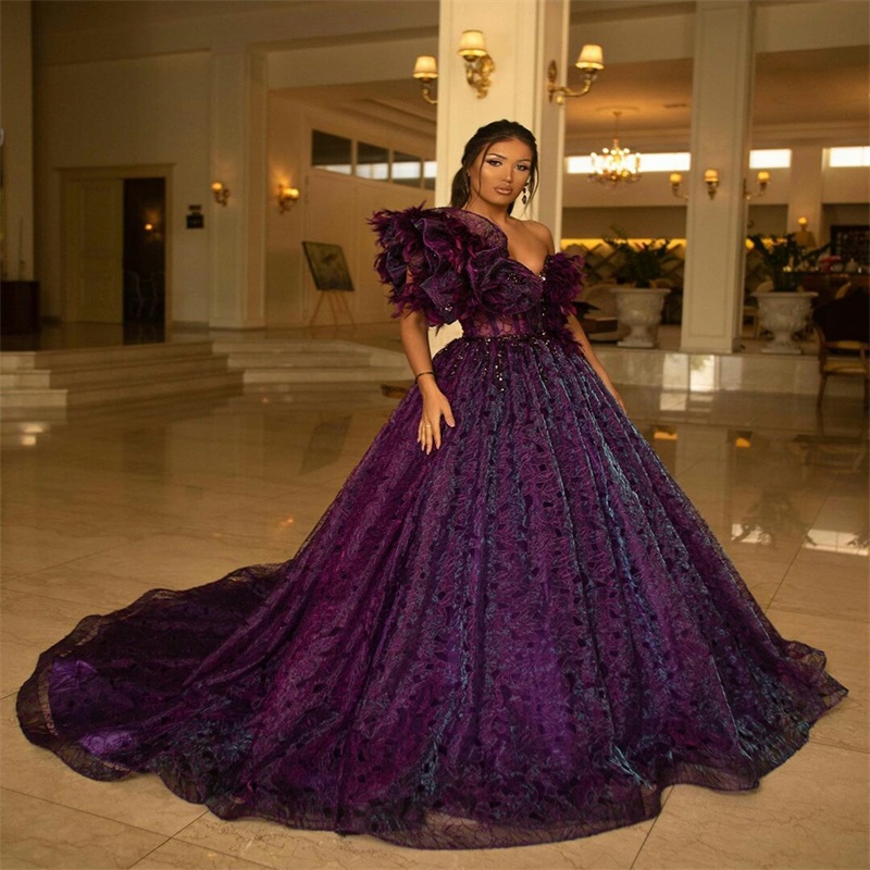 Purple Gorgeous Evening Dresses Sequins Feather Appliqued A-line Prom Dress Luxury Sweep Train Custom Made Backless Formal Gowns