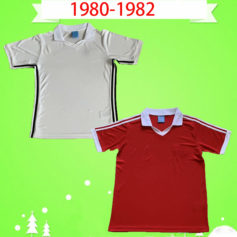 Manchester 1980 1982 RETRO FOOTBALL SHIRTS 80 82 Vintage red white home away soccer jerseys MAN UTD, Retro 1980
Manchester 1980 1982 RETRO FOOTBALL SHIRTS 80 82 Vintage red white home away soccer jerseys MAN UTD, Retro 1980