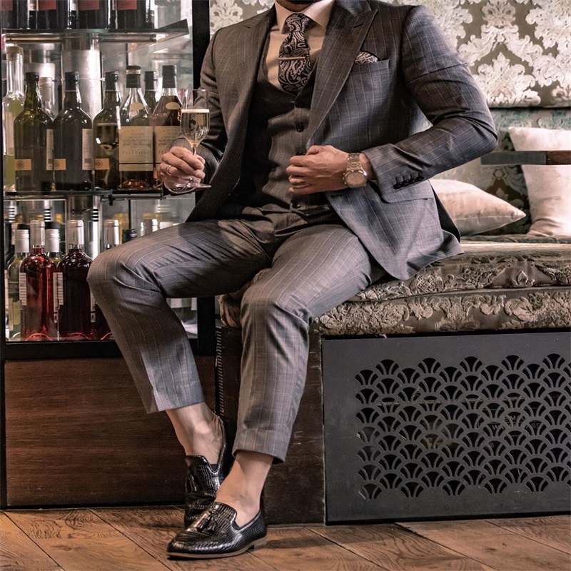 3piece gray plaid pattern formal wedding tuxedos slim fit business party blazer suit two button peaked lapel men suits