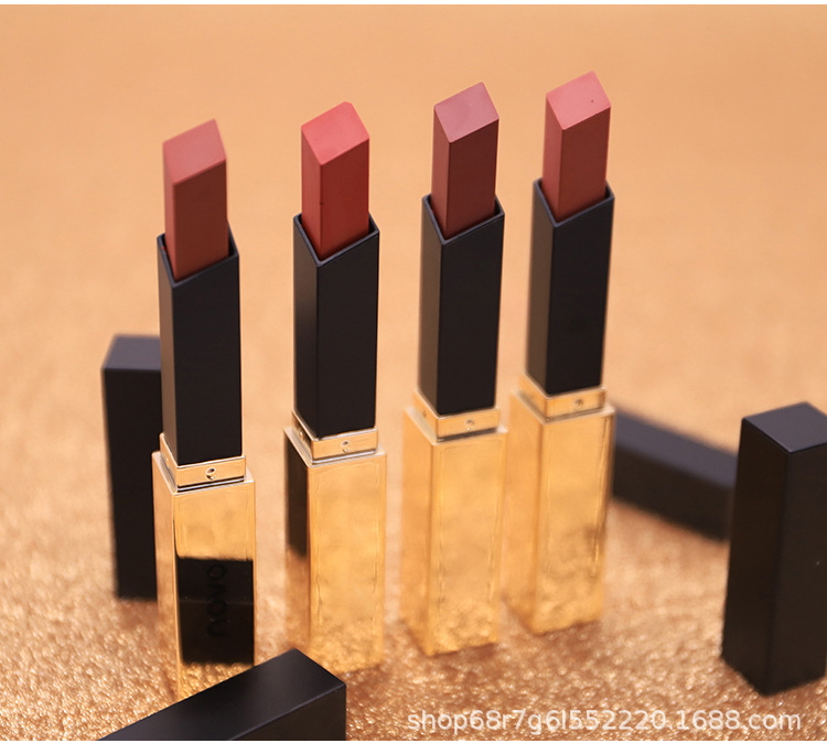 Hudamoji matte silk soft tube small gold bar lipstick lasting moisture lip moisturizing matte DHL free shipping
Hudamoji matte silk soft tube small gold bar lipstick lasting moisture lip moisturizing matte DHL free shipping