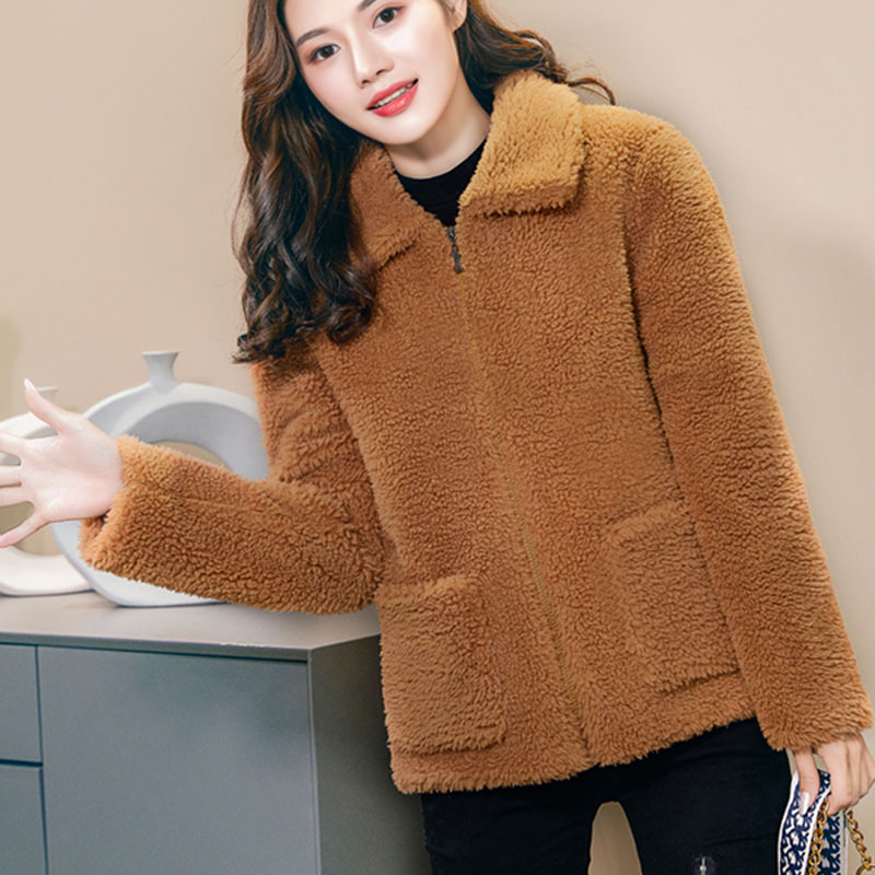 women' fur coat lamb wool faux fur coat female sheepskin winter artificial jacket grain cashmere imitation lamb wool, Black
women' fur coat lamb wool faux fur coat female sheepskin winter artificial jacket grain cashmere imitation lamb wool, Black