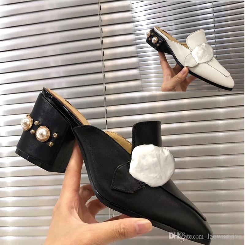 Classic designer women slippers soft cowhide 100% leather Thick heels Metal woman shoe beach Lazy Baotou Sandals Pearl High heeled shoes Large size 35-41-42 us4-us11, Extra insole
Classic designer women slippers soft cowhide 100% leather Thick heels Metal woman shoe beach Lazy Baotou Sandals Pearl High heeled shoes Large size 35-41-42 us4-us11, Extra insole