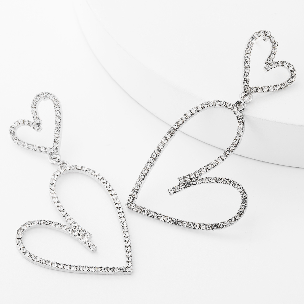 earrings style multi-layer size hollowed-out love-shaped rhinestone diamond earrings female girls' sweet and beautiful earrings
earrings style multi-layer size hollowed-out love-shaped rhinestone diamond earrings female girls' sweet and beautiful earrings