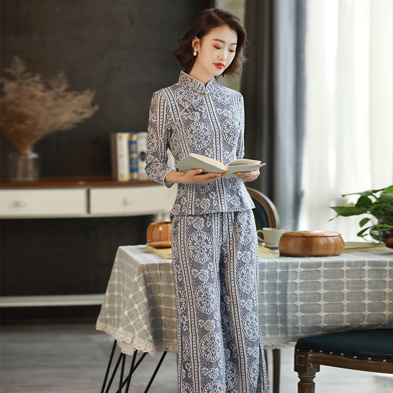 Improvement Lace Cheongsam Modern Chinese Dress Qipao Oriental Style Dresses Evening Gowns suit
Improvement Lace Cheongsam Modern Chinese Dress Qipao Oriental Style Dresses Evening Gowns suit