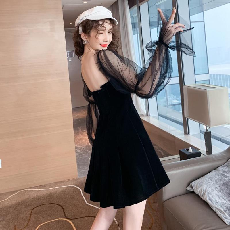Socialite Style Lolita Off Shoulder Mesh See Throuth Puff Sleeve Vlvet Dress Women Winter Black Pleated Dress Slim Party Vestido
Socialite Style Lolita Off Shoulder Mesh See Throuth Puff Sleeve Vlvet Dress Women Winter Black Pleated Dress Slim Party Vestido
