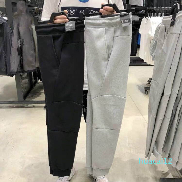 2020 men designer summer pants classic sports sweatpants mens pants Laminated zipper design top Material Asian size fitness joggers trousers, Black
2020 men designer summer pants classic sports sweatpants mens pants Laminated zipper design top Material Asian size fitness joggers trousers, Black