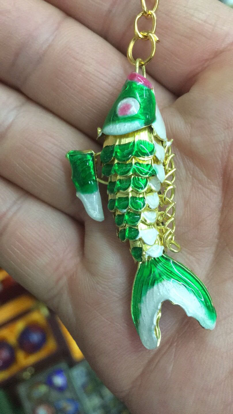5.5cm 8.5cm lifelike Swing Lucky Koi Fish Charm Key chain with box Enamel Animal Carp Charm keychain for Women Men Party Gift
