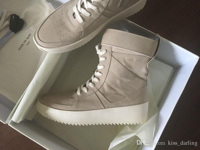 FEAR OF GOD Military High-Top Outdoor Boots Sneakers Black Suede Gum Grey Nubuck Boot Fog Jerry Lorenzo Kanye black Nylon running shoes, Red
FEAR OF GOD Military High-Top Outdoor Boots Sneakers Black Suede Gum Grey Nubuck Boot Fog Jerry Lorenzo Kanye black Nylon running shoes, Red