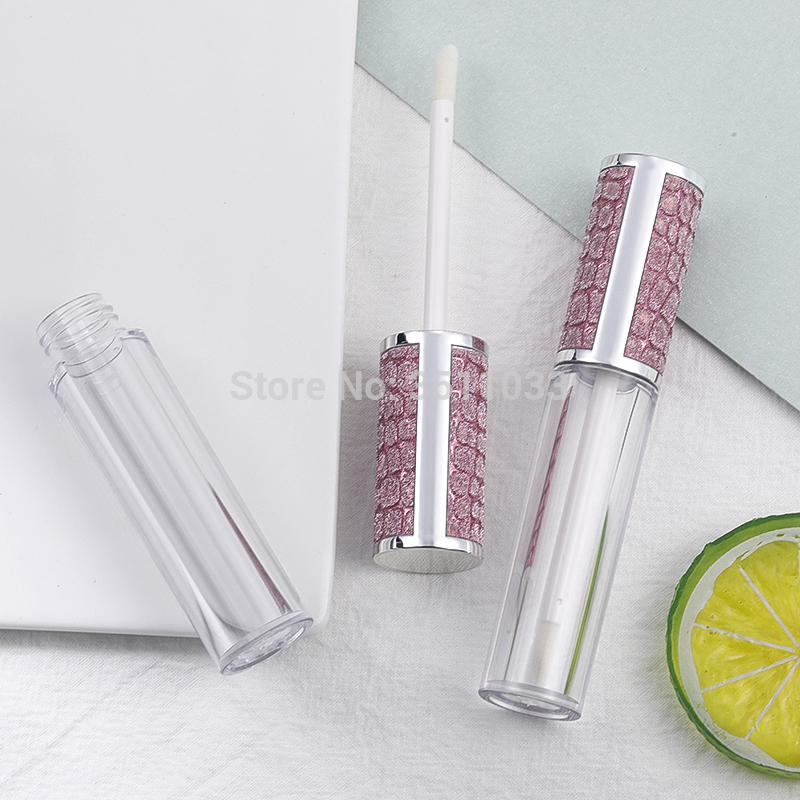 New High Quality 6ML Empty Lip Gloss Wand Tube Round Lipgloss Tube Clear Cosmetic Lip Gloss Container Oil Refillable Bottle
New High Quality 6ML Empty Lip Gloss Wand Tube Round Lipgloss Tube Clear Cosmetic Lip Gloss Container Oil Refillable Bottle