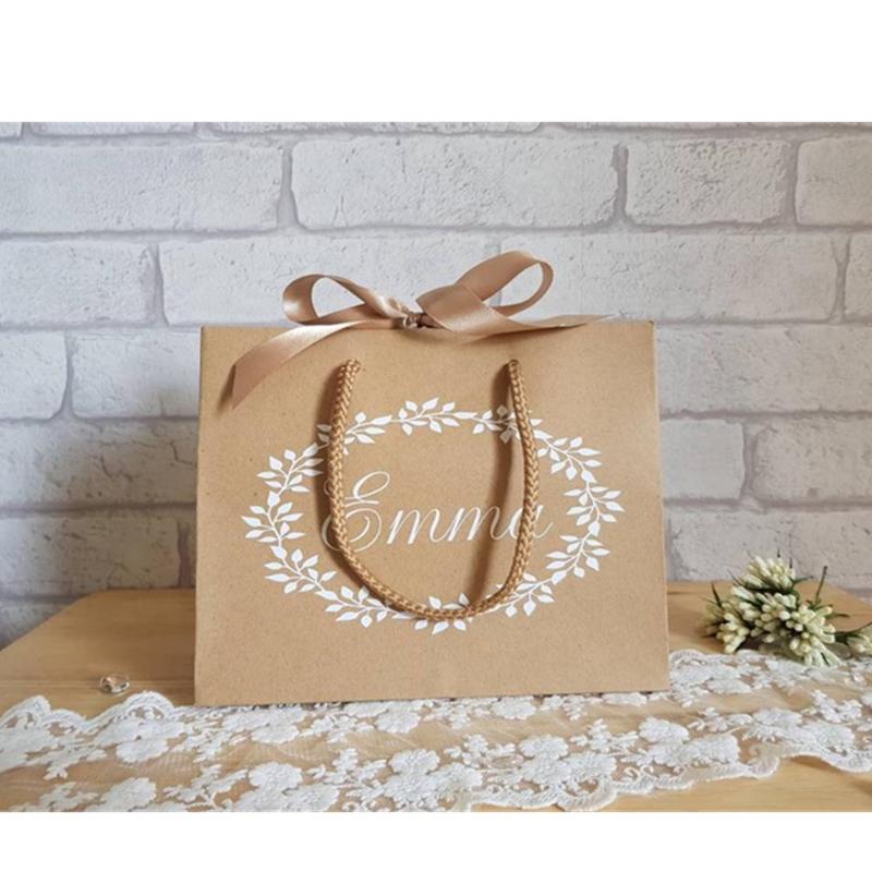 Personalised Fiver Gift Bag Wedding Bridesmaid Gift Bag Friday for Ladies Present for Women Ribbon Tie
Personalised Fiver Gift Bag Wedding Bridesmaid Gift Bag Friday for Ladies Present for Women Ribbon Tie
