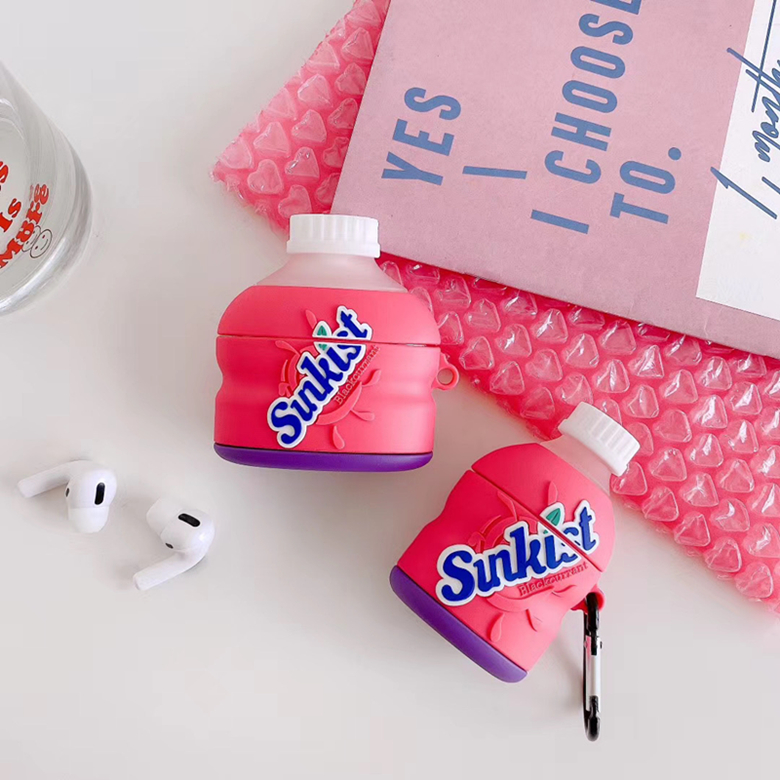 3D Sunkist Grape Juice Bottle Silicone Storage Bag for TWS Apple Airpods 2 Pro Bluetooth Headset Cover Keychain Pouch Shell
3D Sunkist Grape Juice Bottle Silicone Storage Bag for TWS Apple Airpods 2 Pro Bluetooth Headset Cover Keychain Pouch Shell