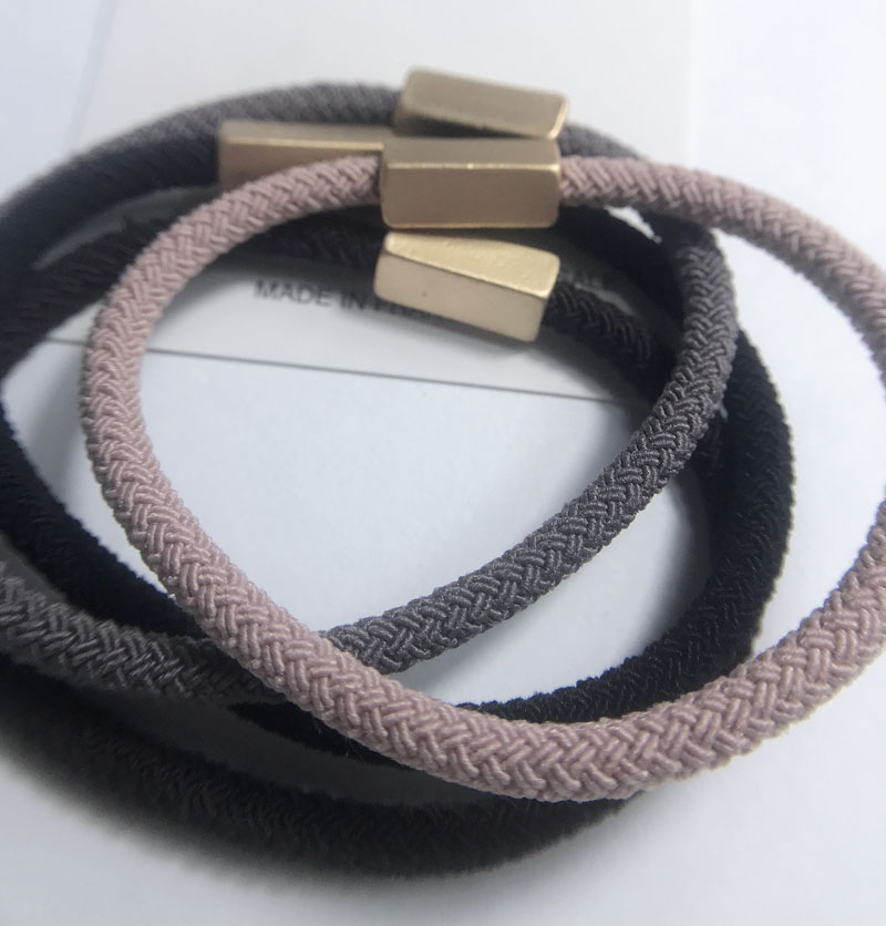 2019 South Korean hair rope textured G Mark copper tube does not fade Europe and America fashionable ornamenthair ring 0.5 * 1.2 cm VIP Gift, Pink
2019 South Korean hair rope textured G Mark copper tube does not fade Europe and America fashionable ornamenthair ring 0.5 * 1.2 cm VIP Gift, Pink