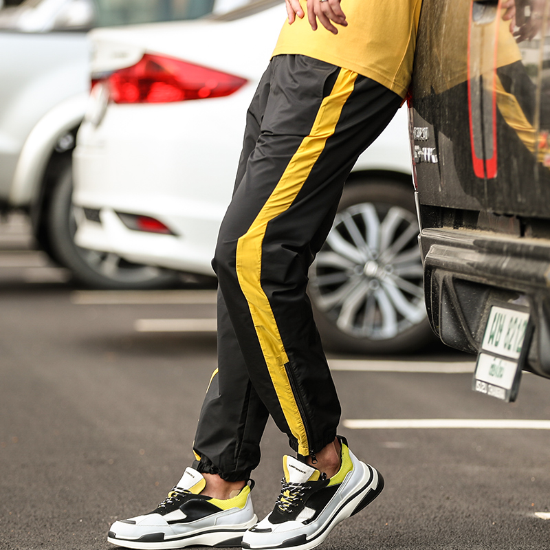Leisure Pants Men 2020 Summer New Men' Korean Edition Japanese Fashion Youth Pants Men, Black
Leisure Pants Men 2020 Summer New Men' Korean Edition Japanese Fashion Youth Pants Men, Black