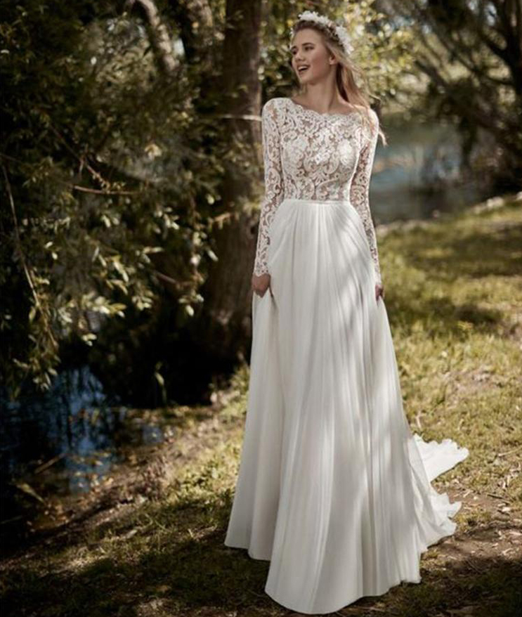 Sexy Backless Beach Dresses Scalloped Neckline Long Sleeves Lace Applique Sweep Train A Line Wedding Gown Vestido De Novia