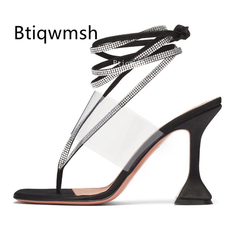 2020 Black Satin Bandage Sandals Women Flip Flops Rhinestone Snake Ankle Strap Strange High Heel Shoes Woman Sexy Party Shoes
2020 Black Satin Bandage Sandals Women Flip Flops Rhinestone Snake Ankle Strap Strange High Heel Shoes Woman Sexy Party Shoes
