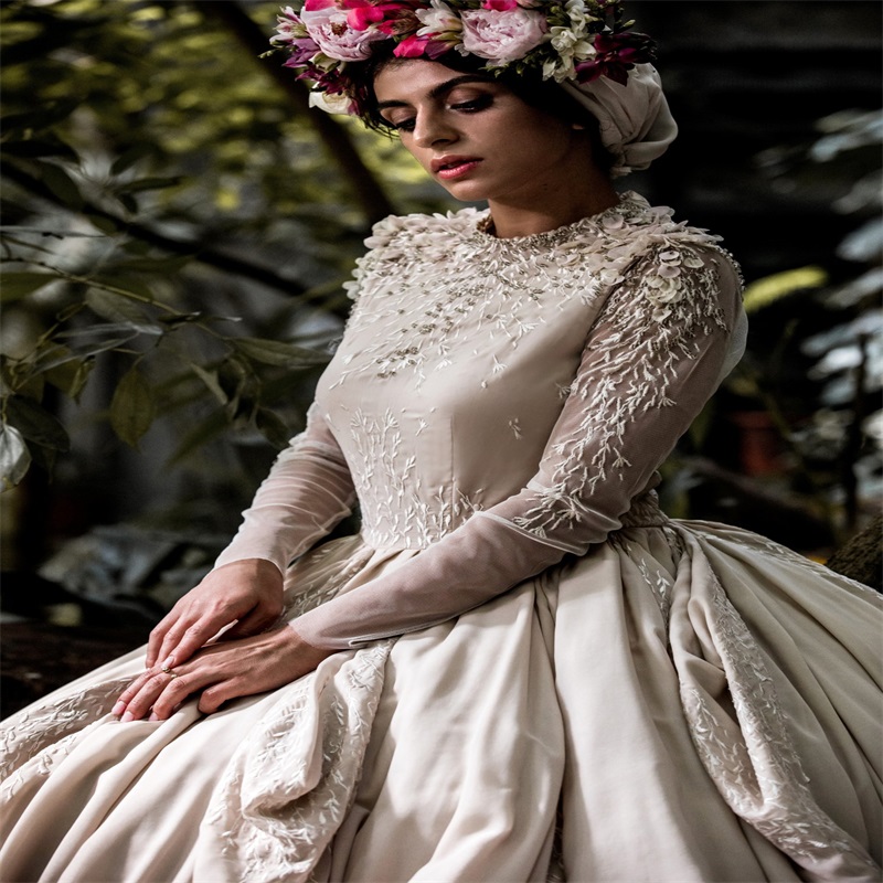 Newest Modern Beige Arab Dubai Wedding Dresses Jewel Satin Long Sleeves Appliques Lace Beaded Bridal Gown Designer Wedding Dress Custom Made