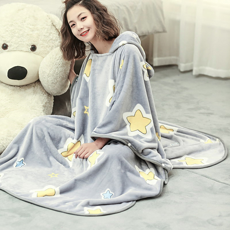 Multi-functional Flannel blanket with Sleeves can be worn with hood Warm in autumn and winter pink brown gray star cartoon
Multi-functional Flannel blanket with Sleeves can be worn with hood Warm in autumn and winter pink brown gray star cartoon