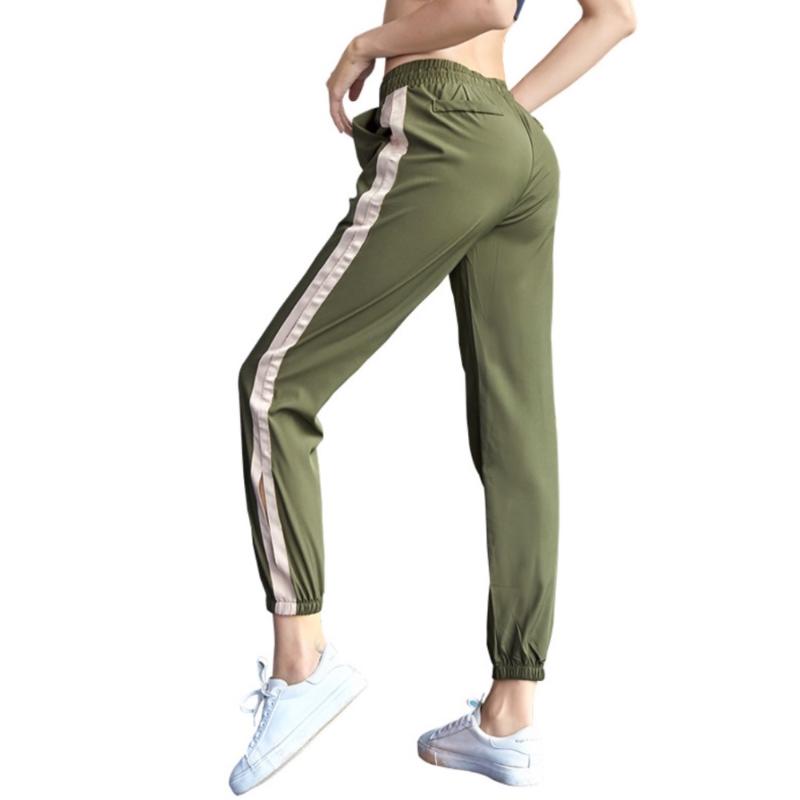 EF892 Side Slit Loose Running Pants Women Fitness Yoga Pants Stripe Training Gym Sports Sportswear Jogging Clothing 4XL, Black
EF892 Side Slit Loose Running Pants Women Fitness Yoga Pants Stripe Training Gym Sports Sportswear Jogging Clothing 4XL, Black