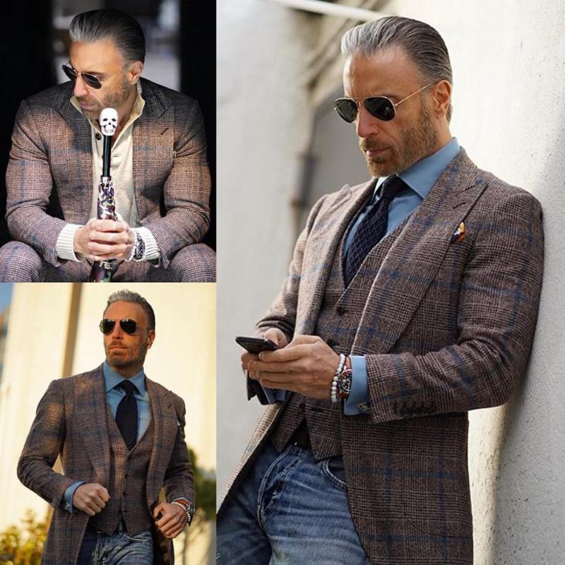 2020 Handsome Mens Suits Wool Blend 3 Piece (Coat+Vest+Pants) Peaked Lapel Terno Masculino Business Suit Slim Fit, Brown
2020 Handsome Mens Suits Wool Blend 3 Piece (Coat+Vest+Pants) Peaked Lapel Terno Masculino Business Suit Slim Fit, Brown