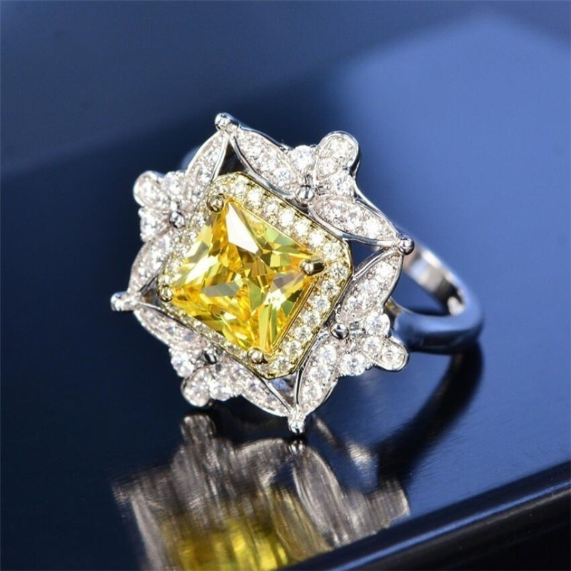 2020 New Arrival Hot Sale Unique Luxury Jewelry 925 Sterling Silver Princess Cut Yellow Topaz CZ Diamond Party Women Wedding Band Ring Gift