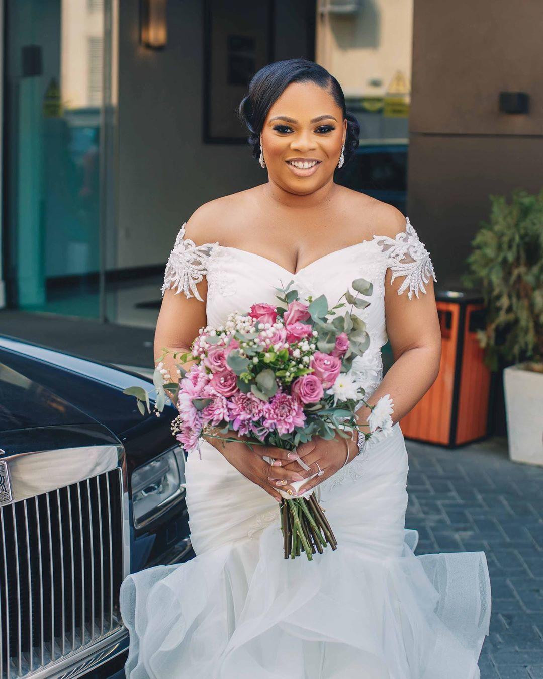 Arabic Aso Ebi Wedding Dresses Plus Size Off Shoulder Lace Applique Bridal Gowns Ruffles Elegant Tulle robes de mariée
