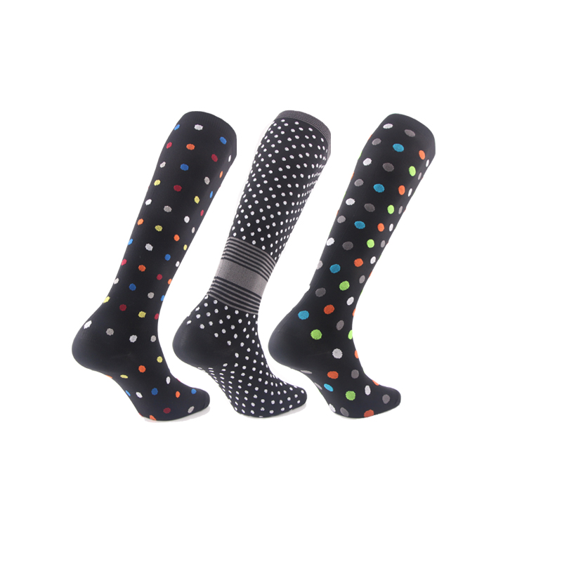 Compression socks 20-30mmHg (3 pairs) Men's and women's compression stretch socks Running mountaineering cycling Special, A 1 pairs
Compression socks 20-30mmHg (3 pairs) Men's and women's compression stretch socks Running mountaineering cycling Special, A 1 pairs