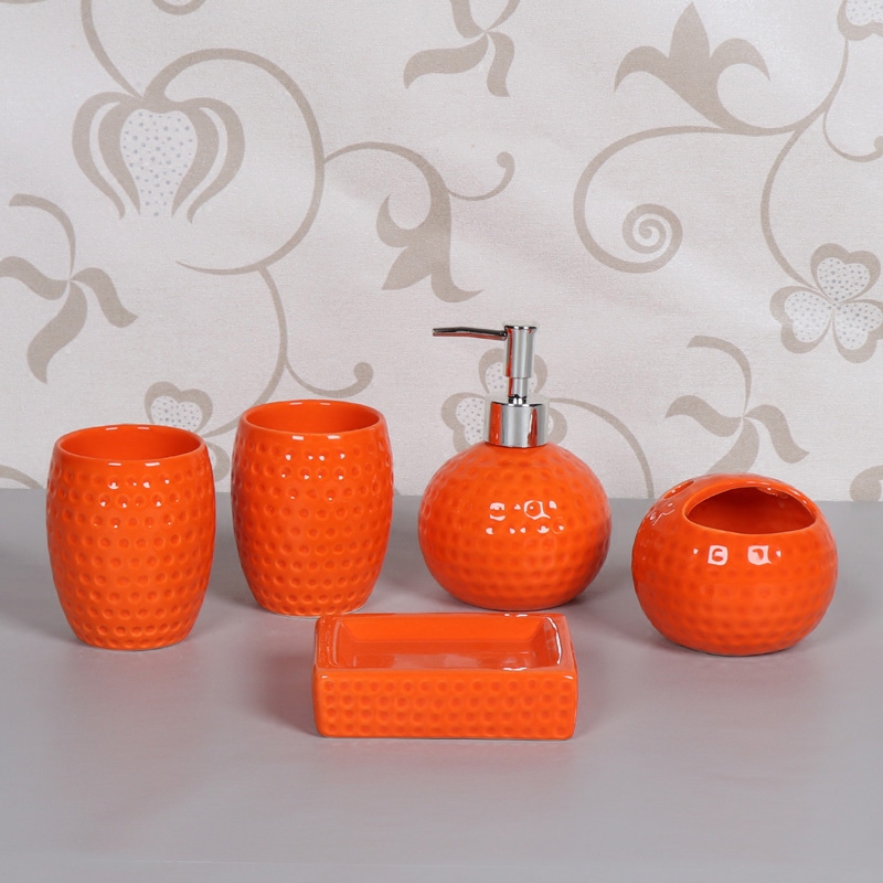 5pcs/set Red China Black, white Thread floral patterns Ceramics Bathroom accessories toothbrush holder Wedding Gifts