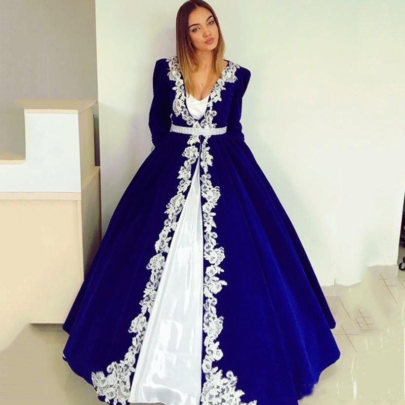 2020 Royal Blue Long Sleeves Arabic Prom Dresses A Line Deep V Neck white Lace Appliques Kaftan Evening Gowns Muslim Party Dress