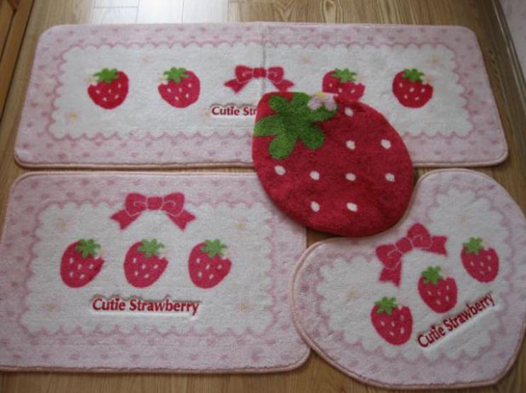 Freeshipping Toilet seat cover Special Powder Strawberry Bars Carpet Mantle Pad Four piece sets Toilet sets bathroom Mat