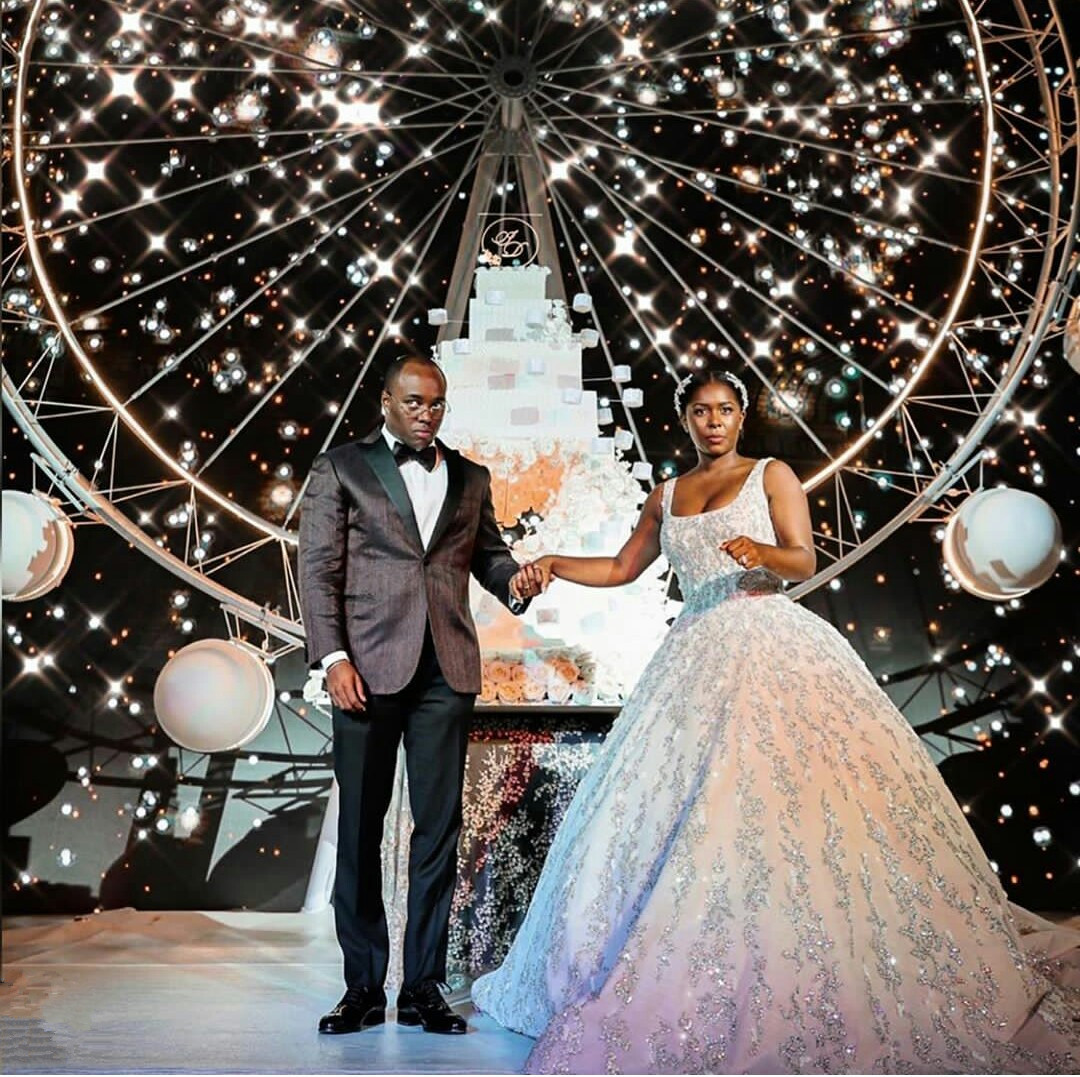 Plus Size Wedding Dresses 2020 New Scoop Neck Lace Beaded African vestidos de novia Luxury Bridal Gowns with Long Train